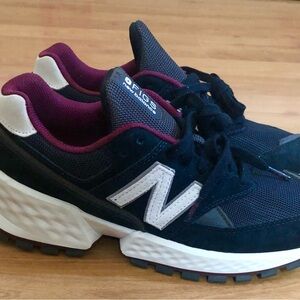 New Balance 574 Black Burgundy Athletic Shoes Men's Size 8.5